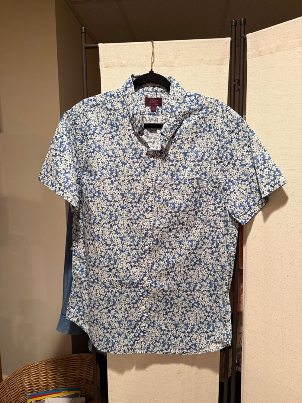 J. Crew Factory Blue & White Floral Short-Sleeve Button-Down Shirt